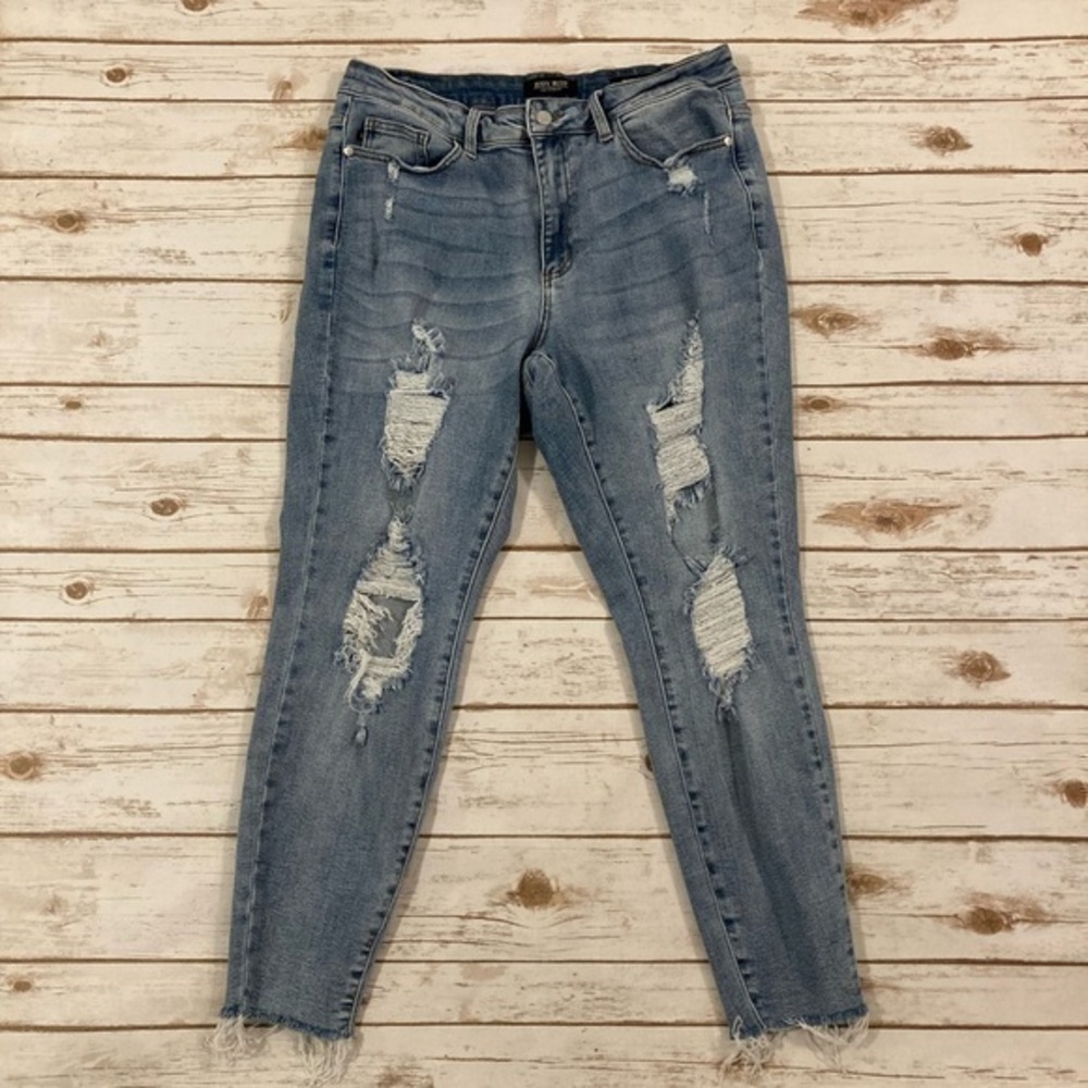 Judy Blue Skinny Fit High Rise Distressed Jeans 14W